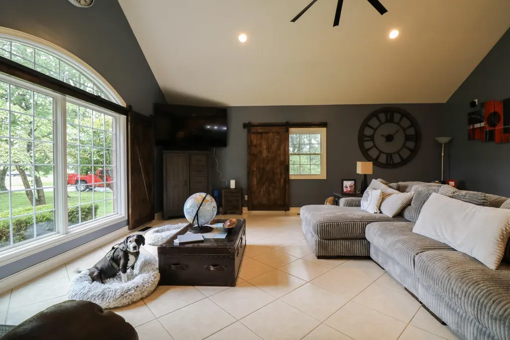 161 Lakeside Drive Paducah KY 42003