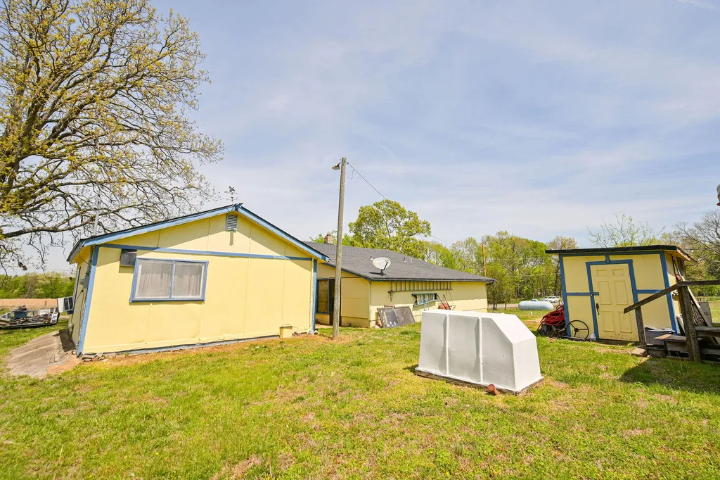 1119 Rowlett Trail Murray KY 42071