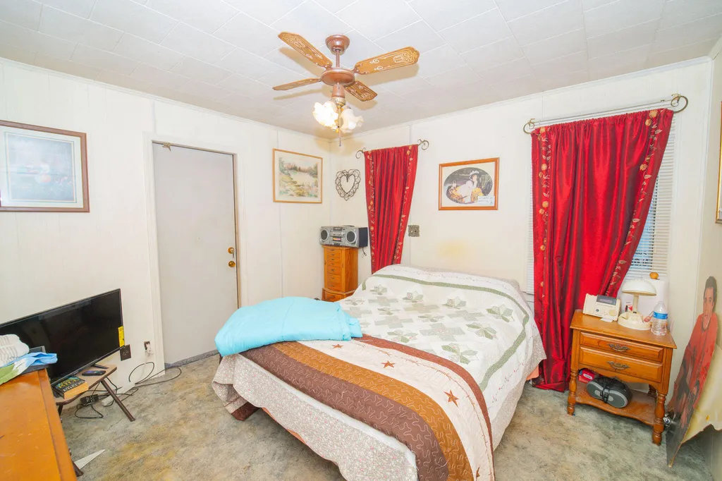 1119 Rowlett Trail Murray KY 42071