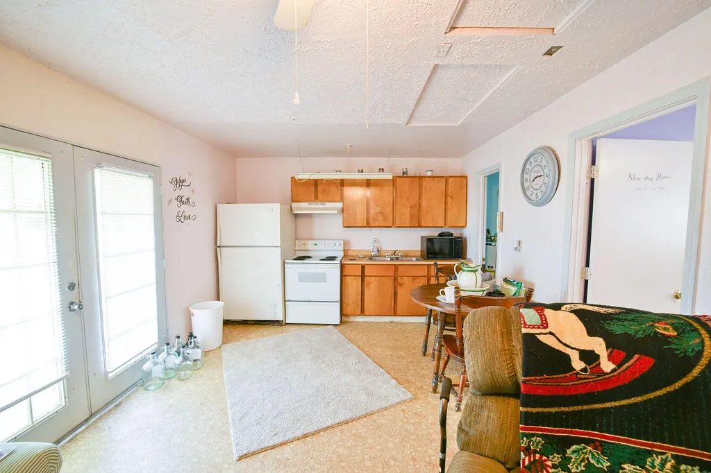 1119 Rowlett Trail Murray KY 42071