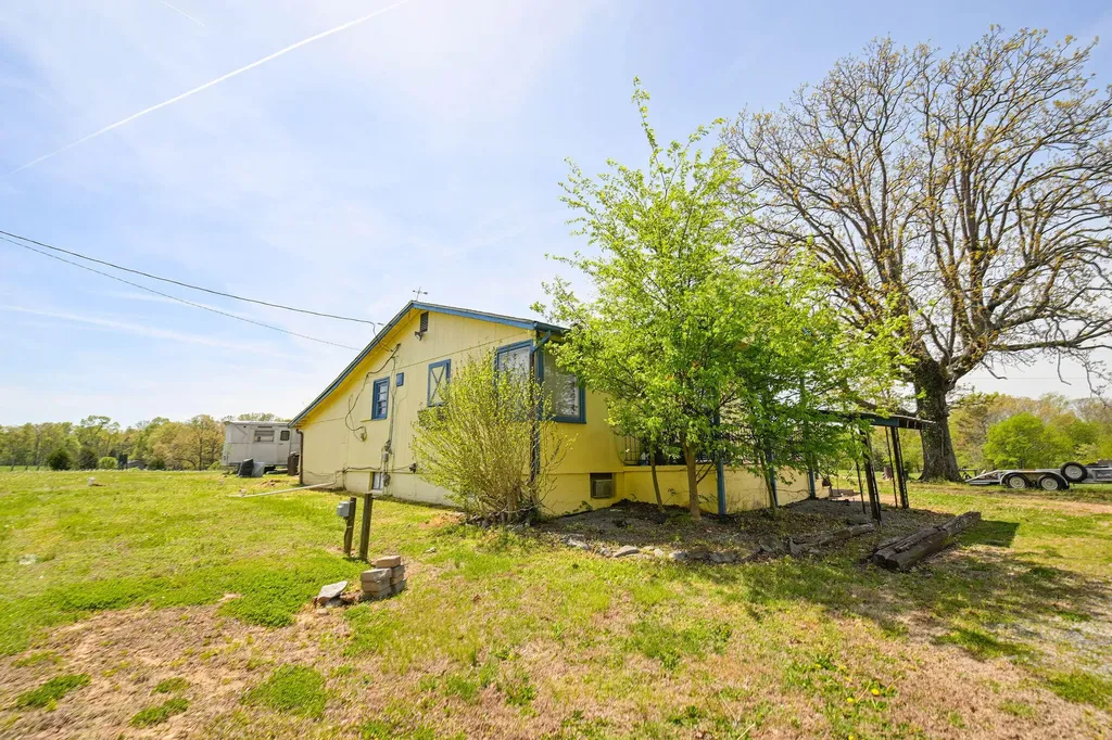 1119 Rowlett Trail Murray KY 42071