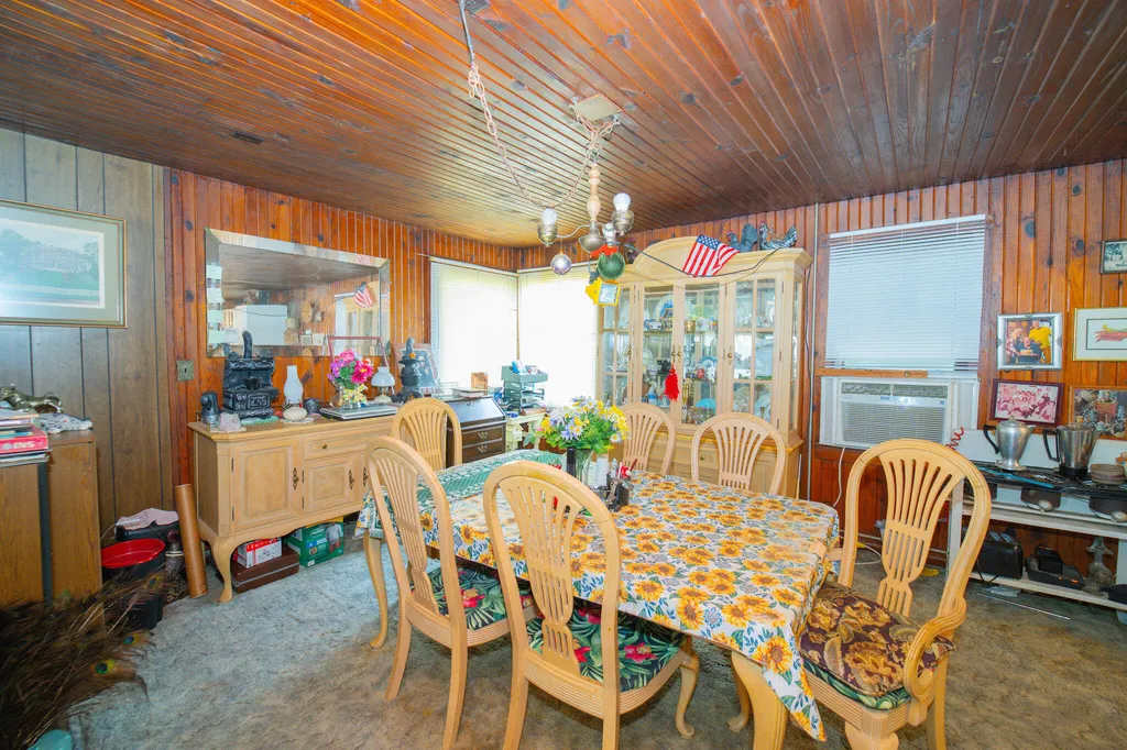 1119 Rowlett Trail Murray KY 42071