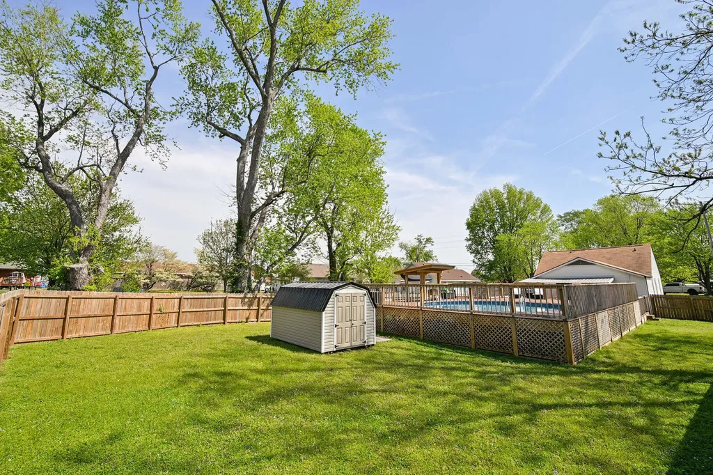 402 W Highland Drive Fulton KY 42041