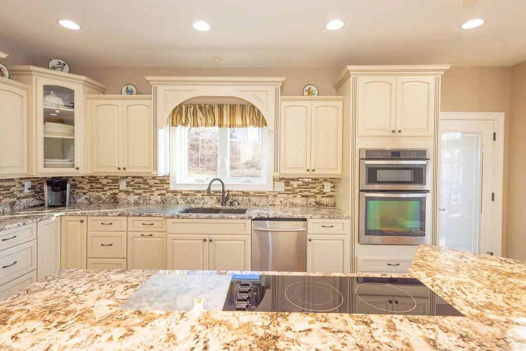 91 Channel Ridge Road Cadiz KY 42211