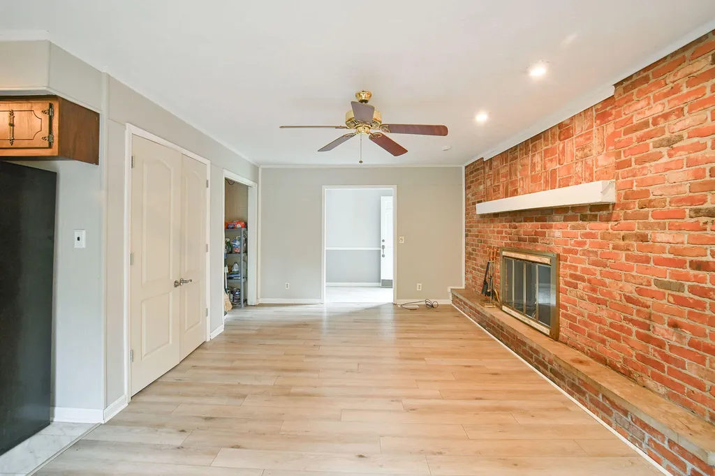 165 Myrna Drive Paducah KY 42003