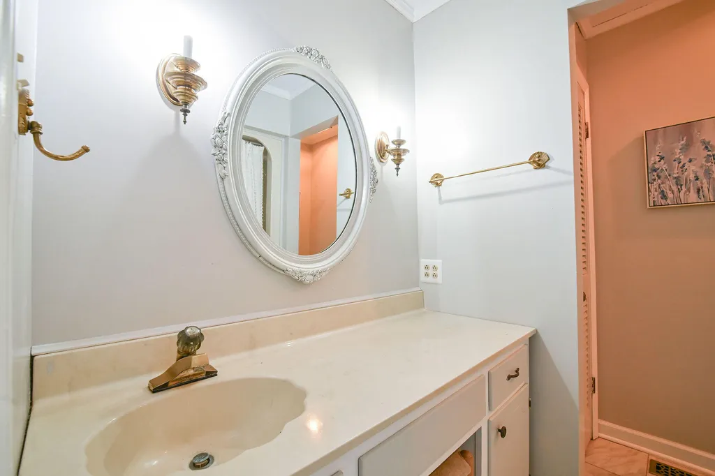 165 Myrna Drive Paducah KY 42003