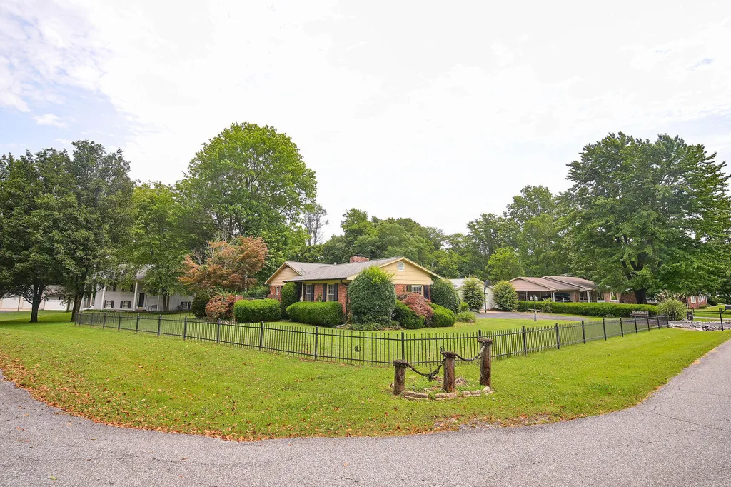 165 Myrna Drive Paducah KY 42003