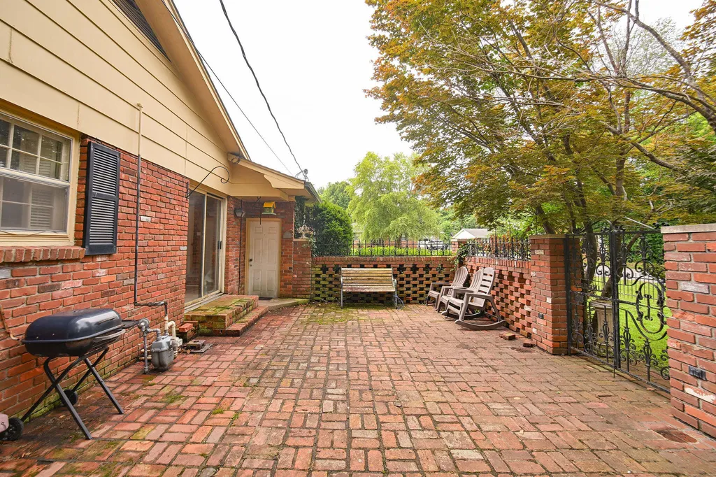 165 Myrna Drive Paducah KY 42003