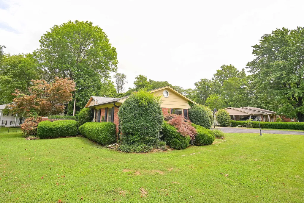 165 Myrna Drive Paducah KY 42003
