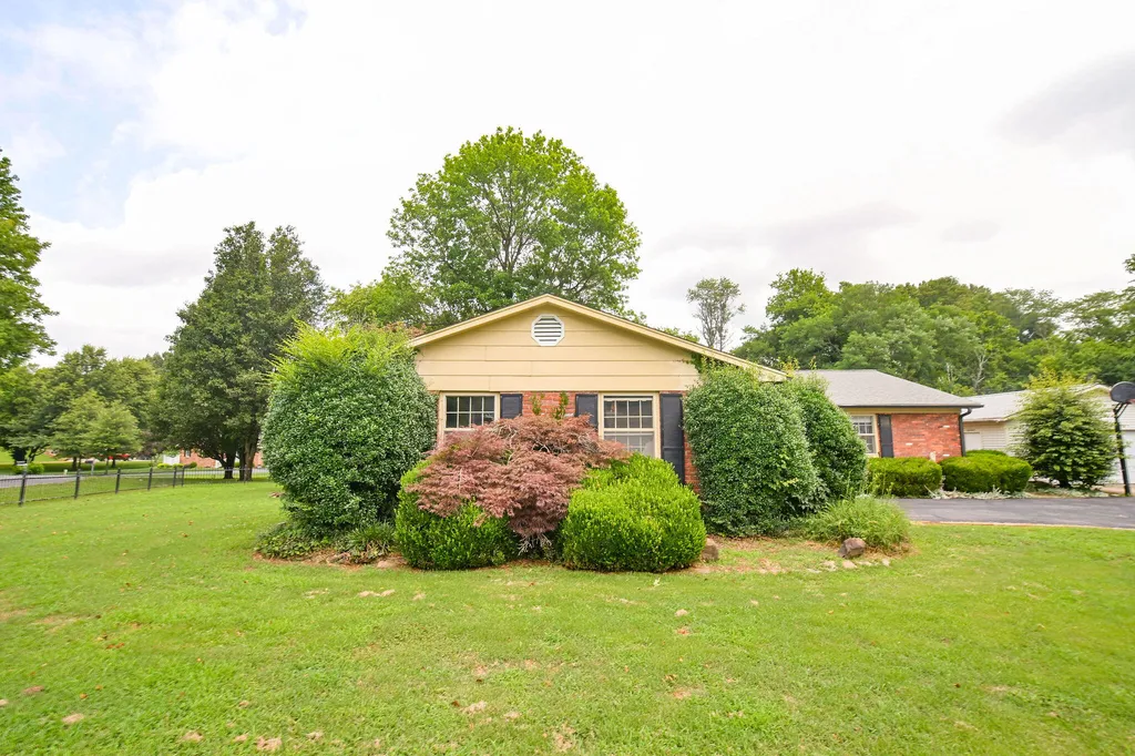 165 Myrna Drive Paducah KY 42003
