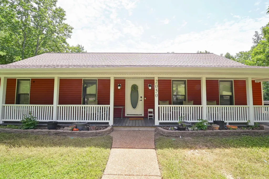 2050 Clark Line Road Paducah KY 42003