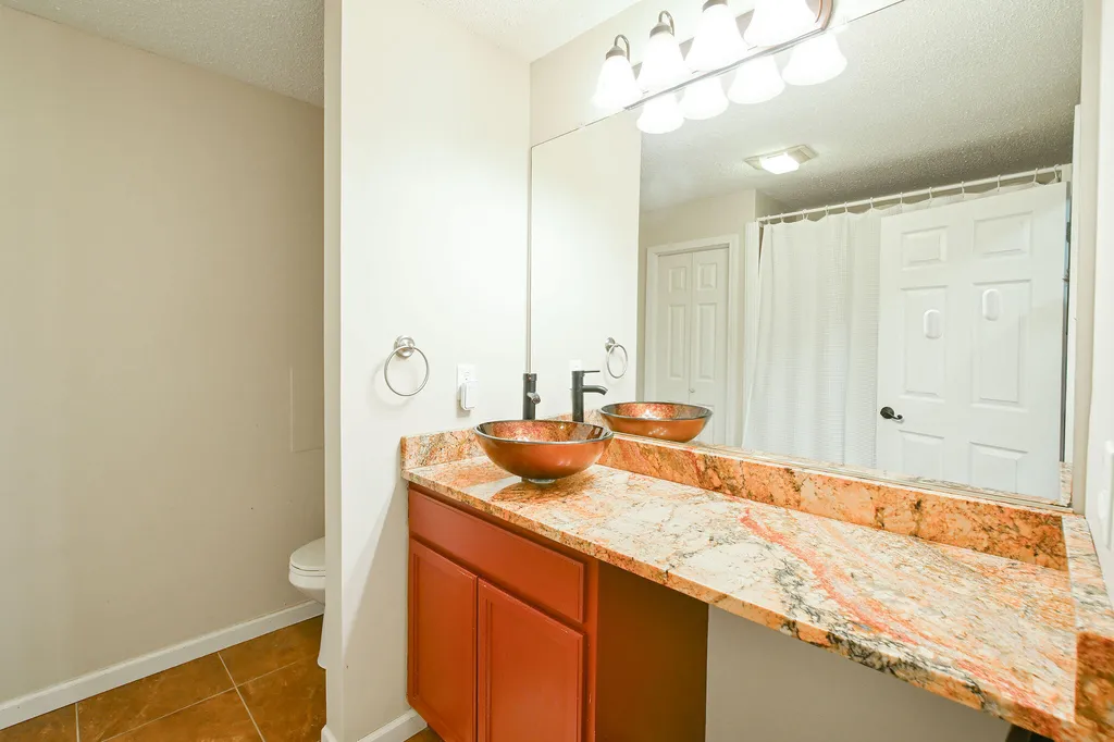 2050 Clark Line Road Paducah KY 42003