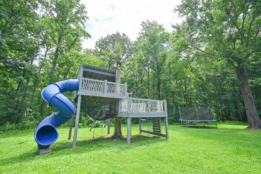 2050 Clark Line Road Paducah KY 42003