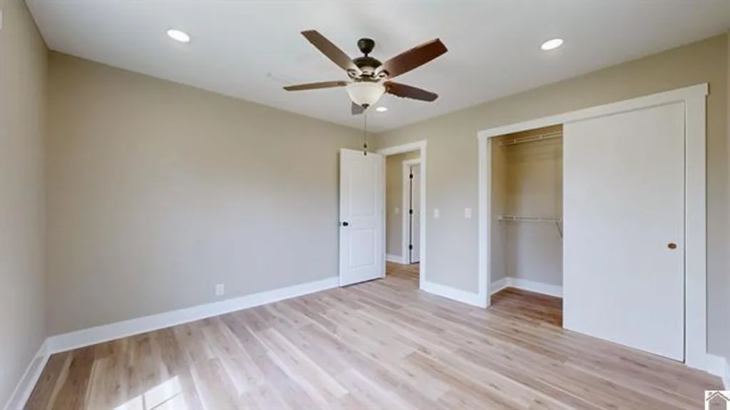 1522 Kirkwood Drive Murray KY 42071