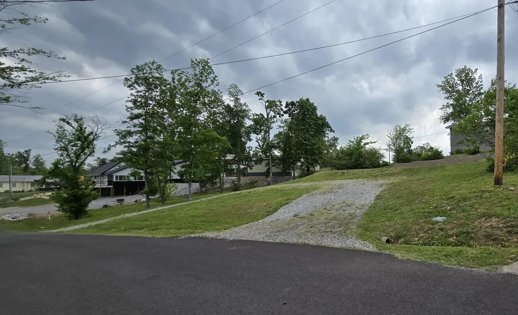 53 Knox Drive Gilbertsville KY 42044