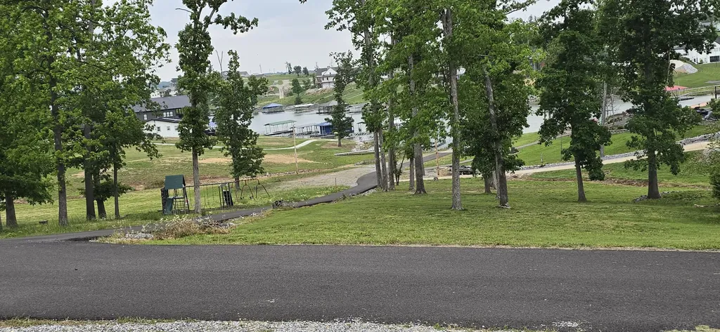 53 Knox Drive Gilbertsville KY 42044