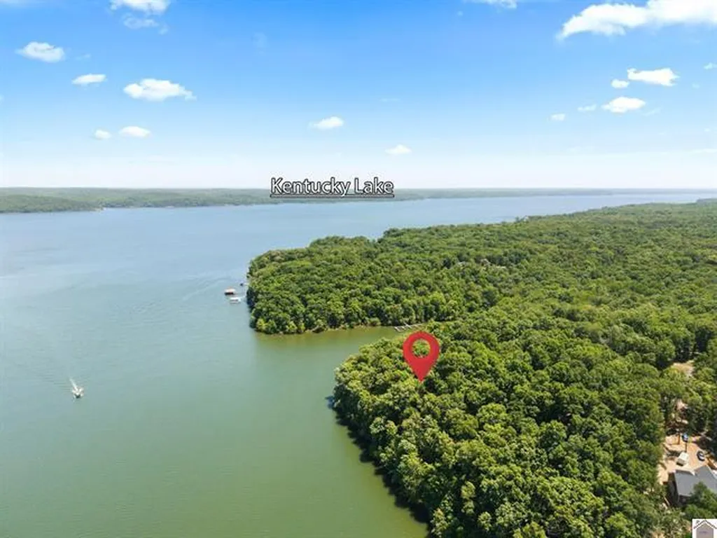 Lot 24 Pier Lane Murray KY 42071