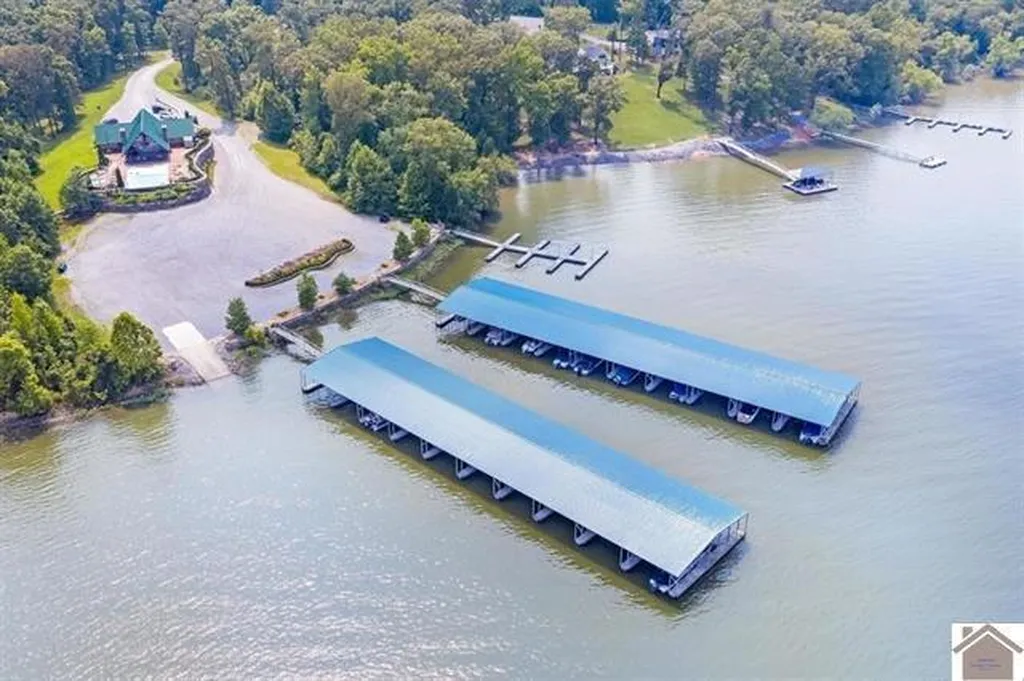 Lot 24 Pier Lane Murray KY 42071