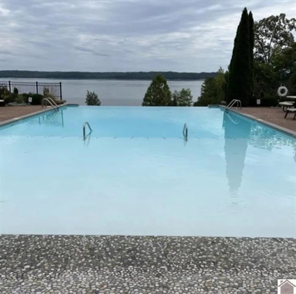 Lot 24 Pier Lane Murray KY 42071