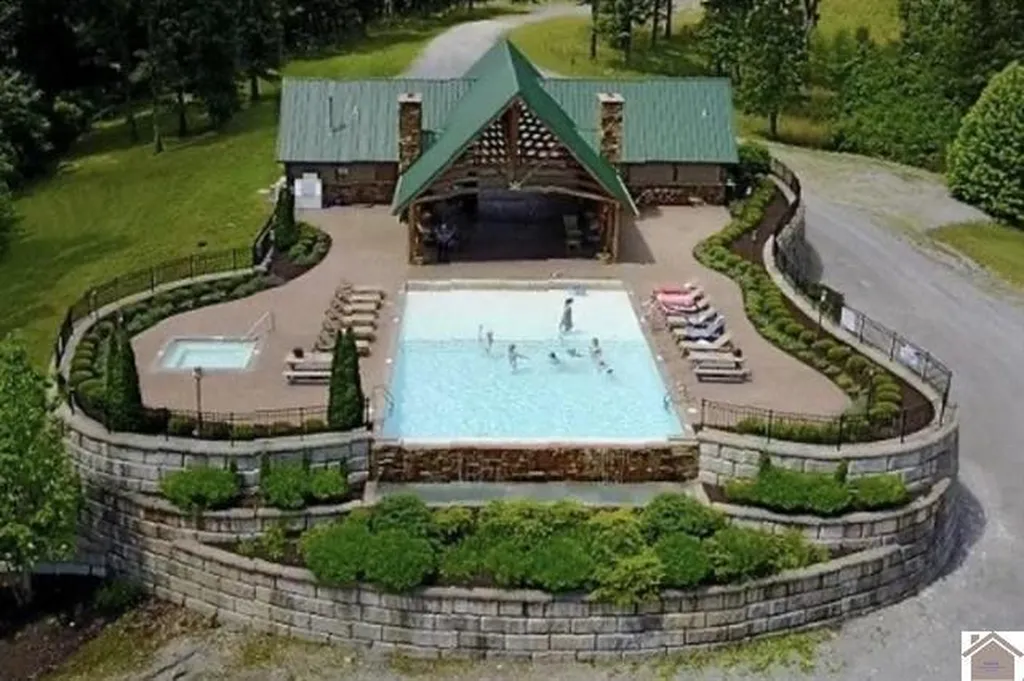 Lot 24 Pier Lane Murray KY 42071