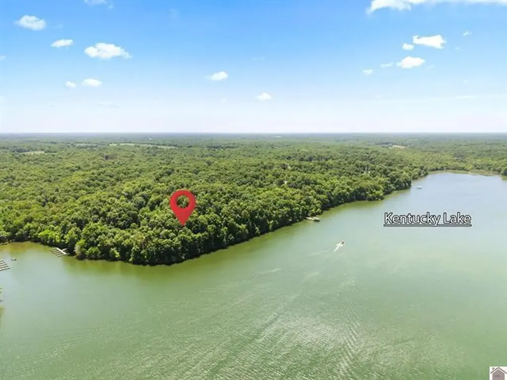 Lot 24 Pier Lane Murray KY 42071