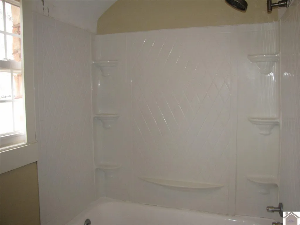 522 U.s. 68 Benton KY 42025
