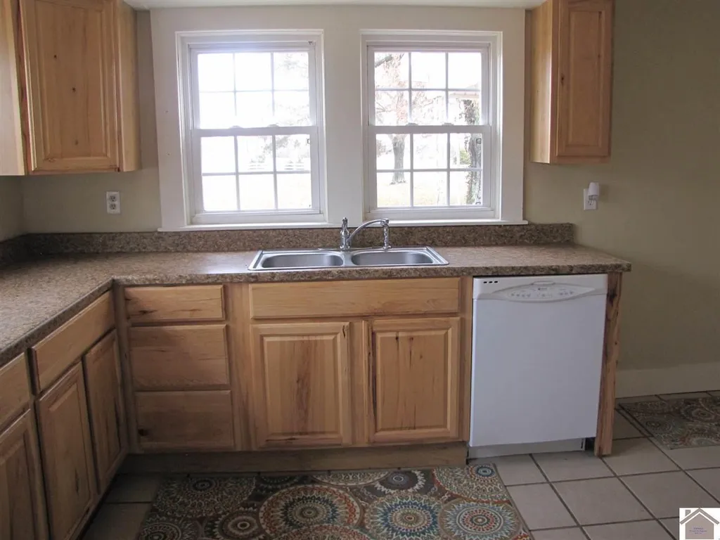 522 U.s. 68 Benton KY 42025