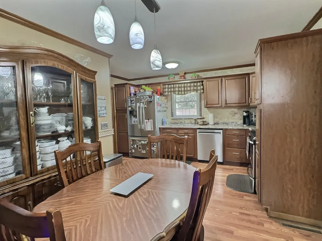 1502 Canterbury Drive Murray KY 42071