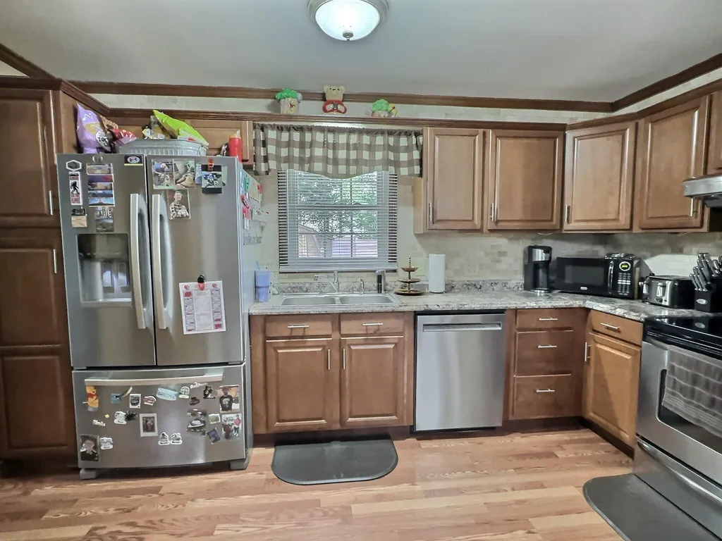 1502 Canterbury Drive Murray KY 42071