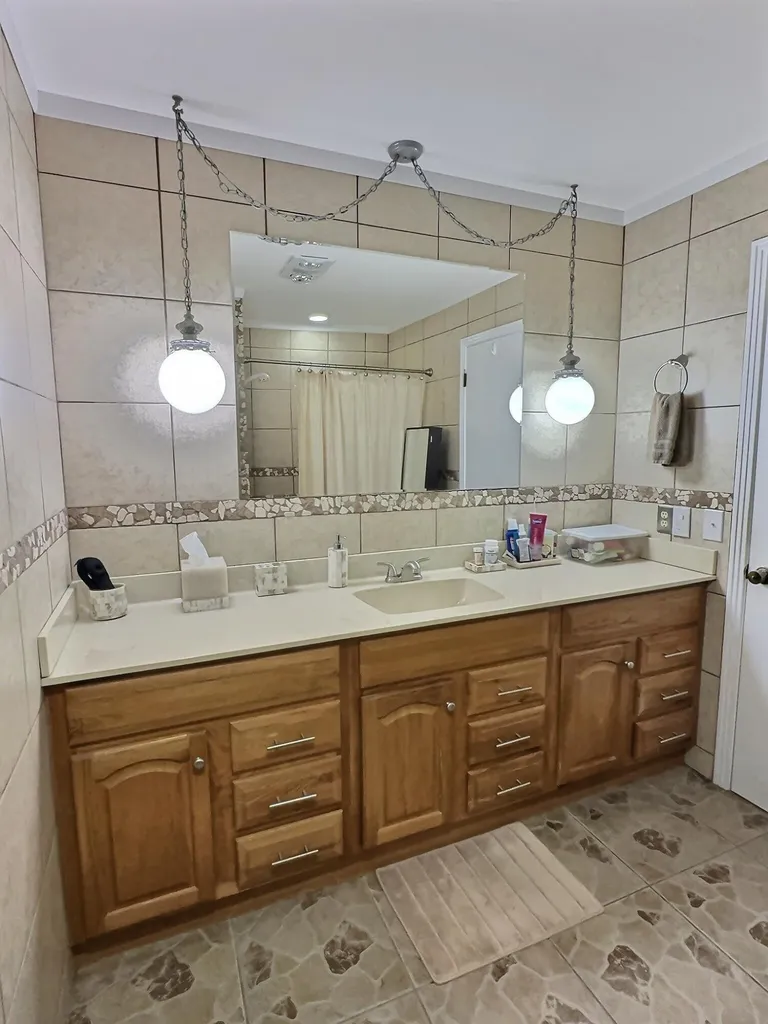 1502 Canterbury Drive Murray KY 42071