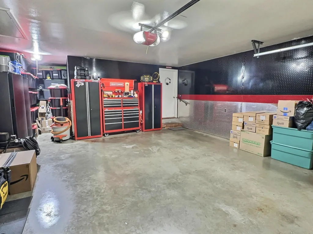 1502 Canterbury Drive Murray KY 42071