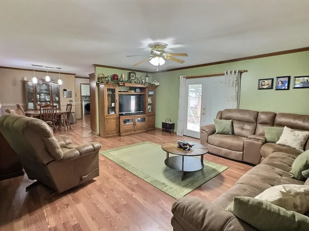 1502 Canterbury Drive Murray KY 42071