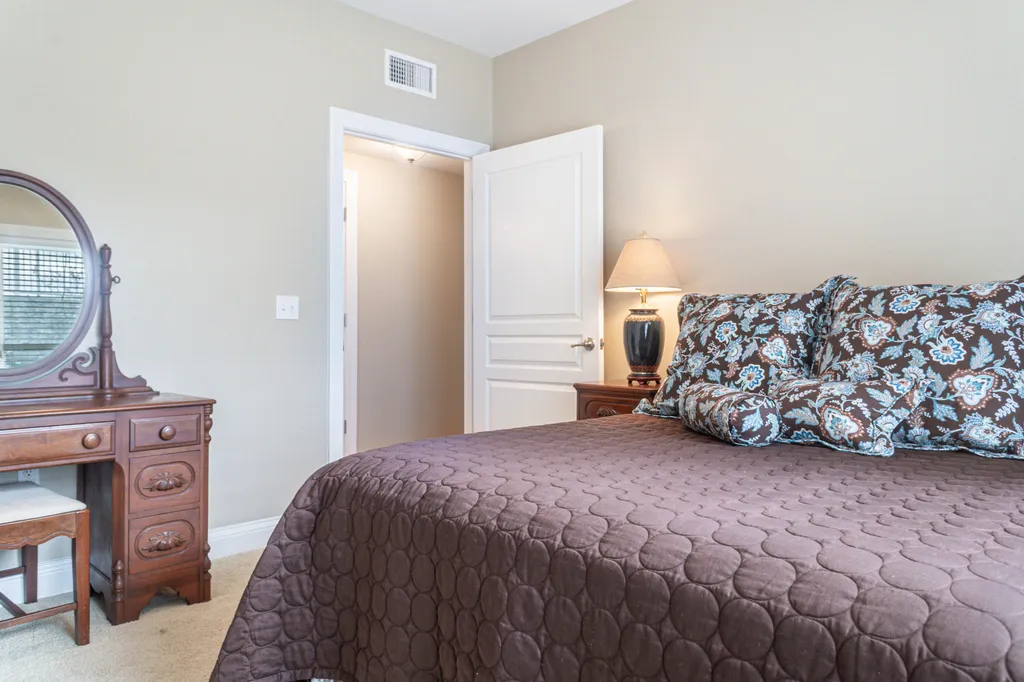 714 Moon Bay Drive Kuttawa KY 42055
