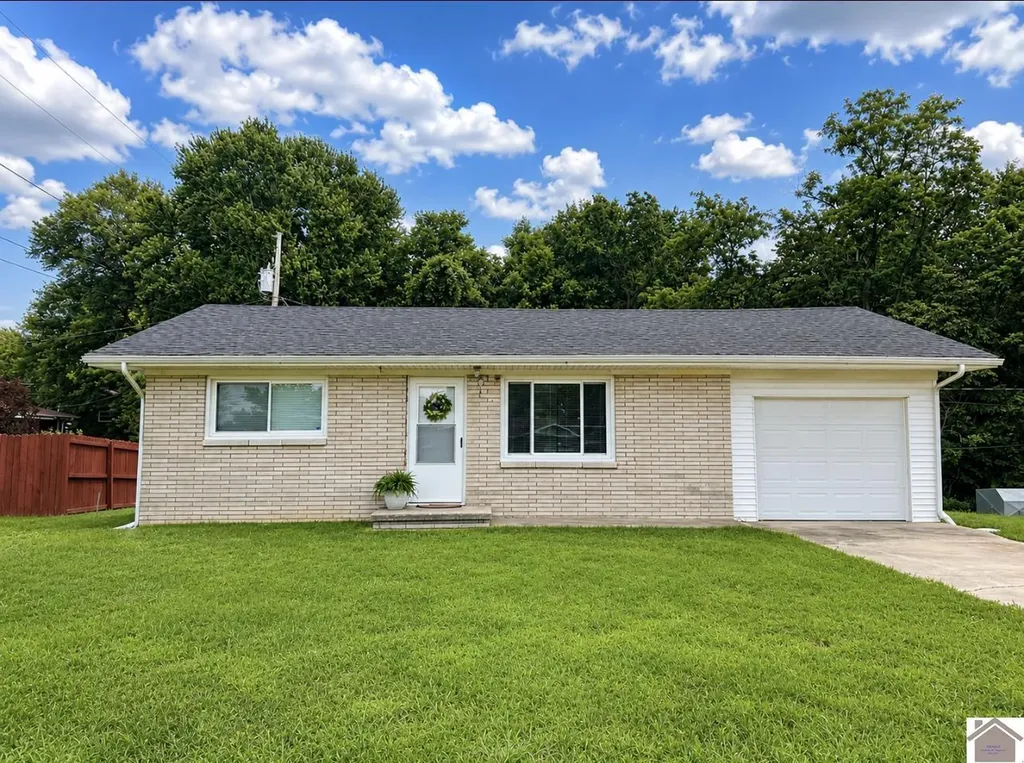 38 Orchard Drive Clinton KY 42031