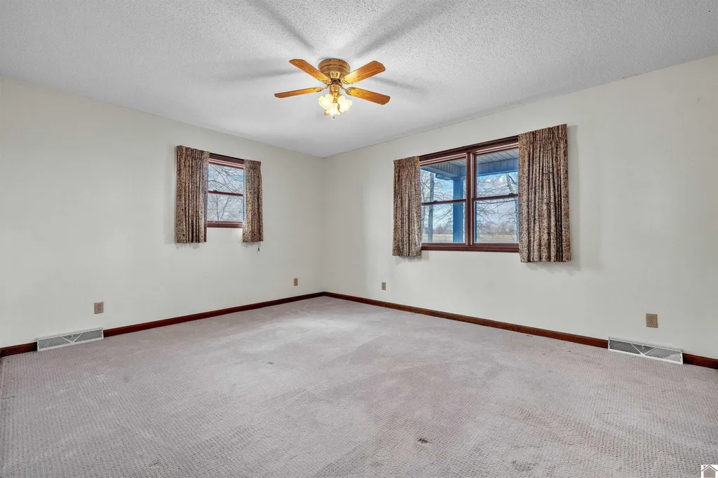 9063 Ky-94 Murray KY 42071