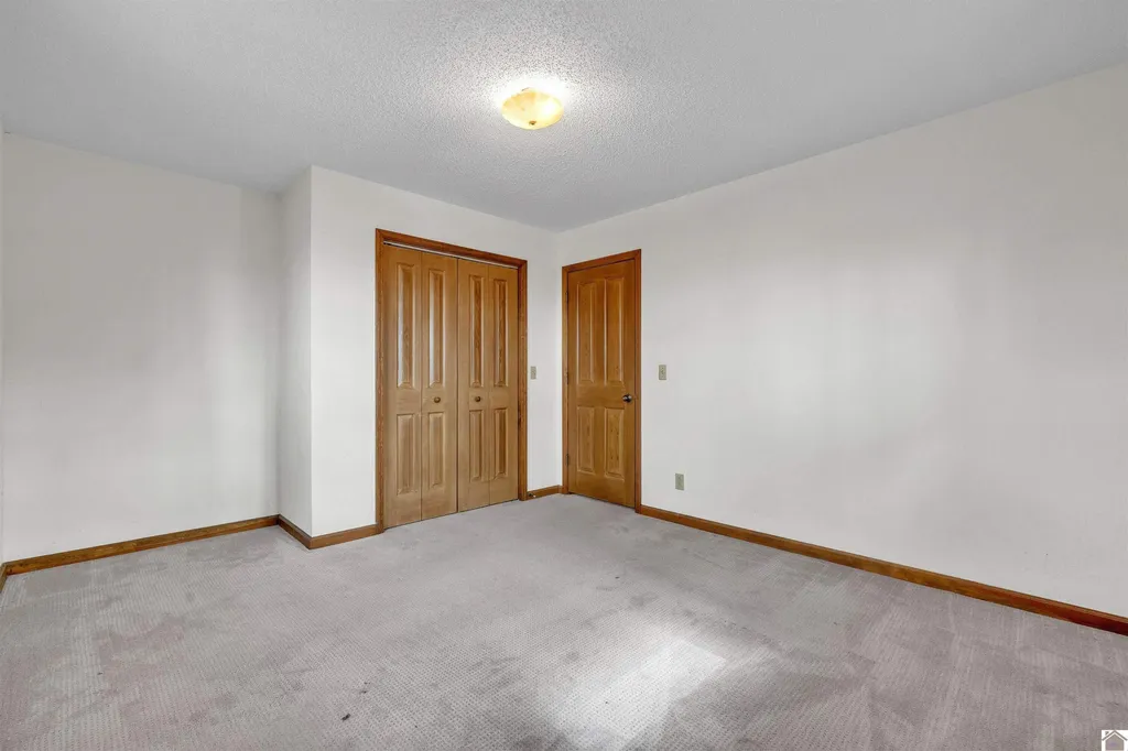9063 Ky-94 Murray KY 42071