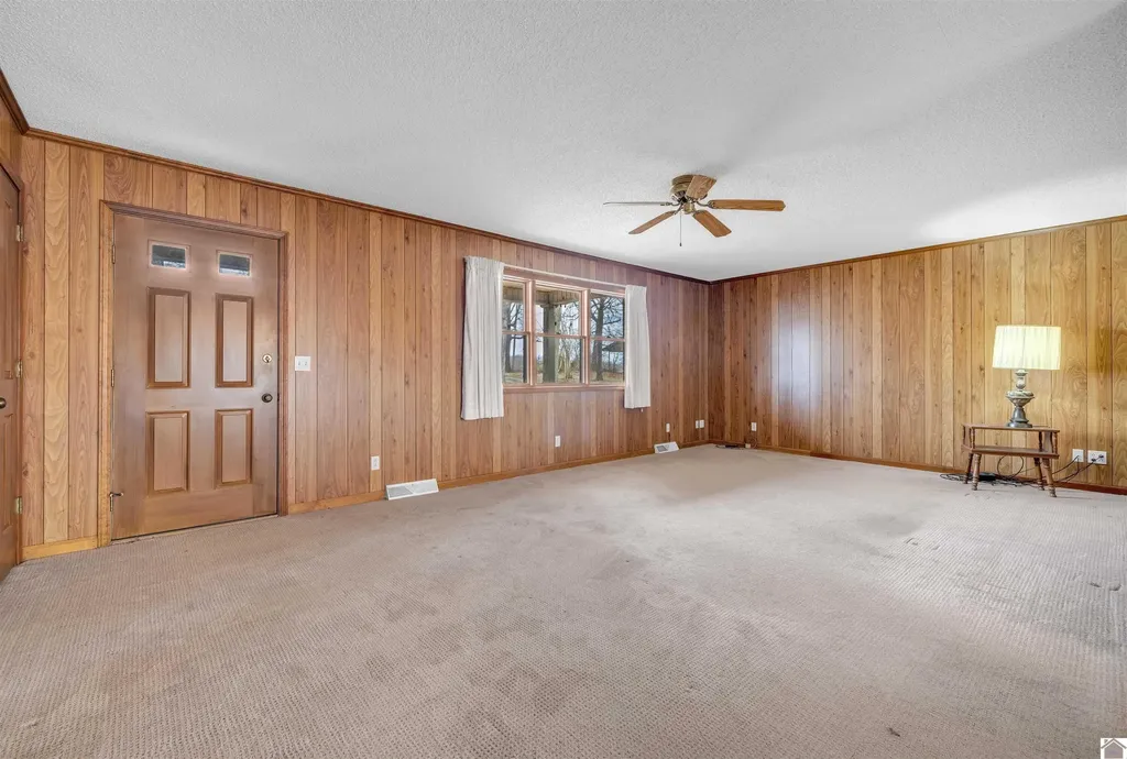 9063 Ky-94 Murray KY 42071