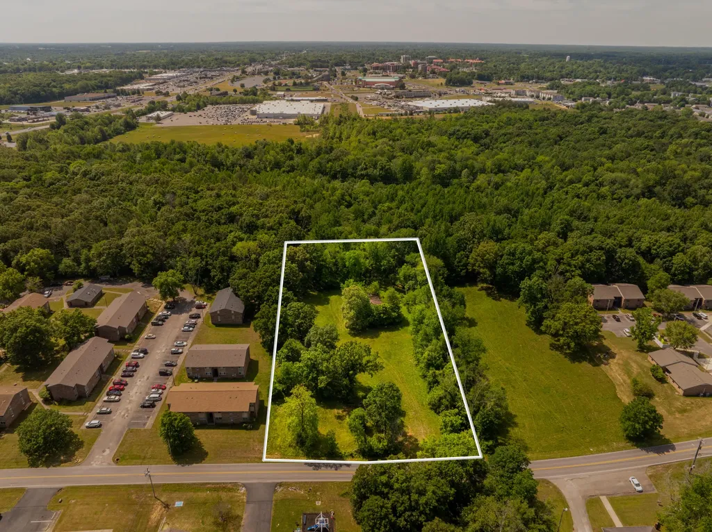 Lot 94& 95 Diuguid Drive Murray KY 42071