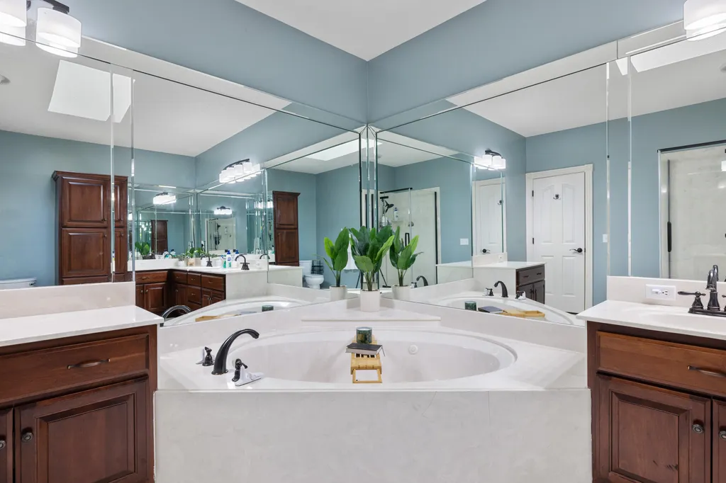 864 Pleasant Grove Road Hazel KY 42049