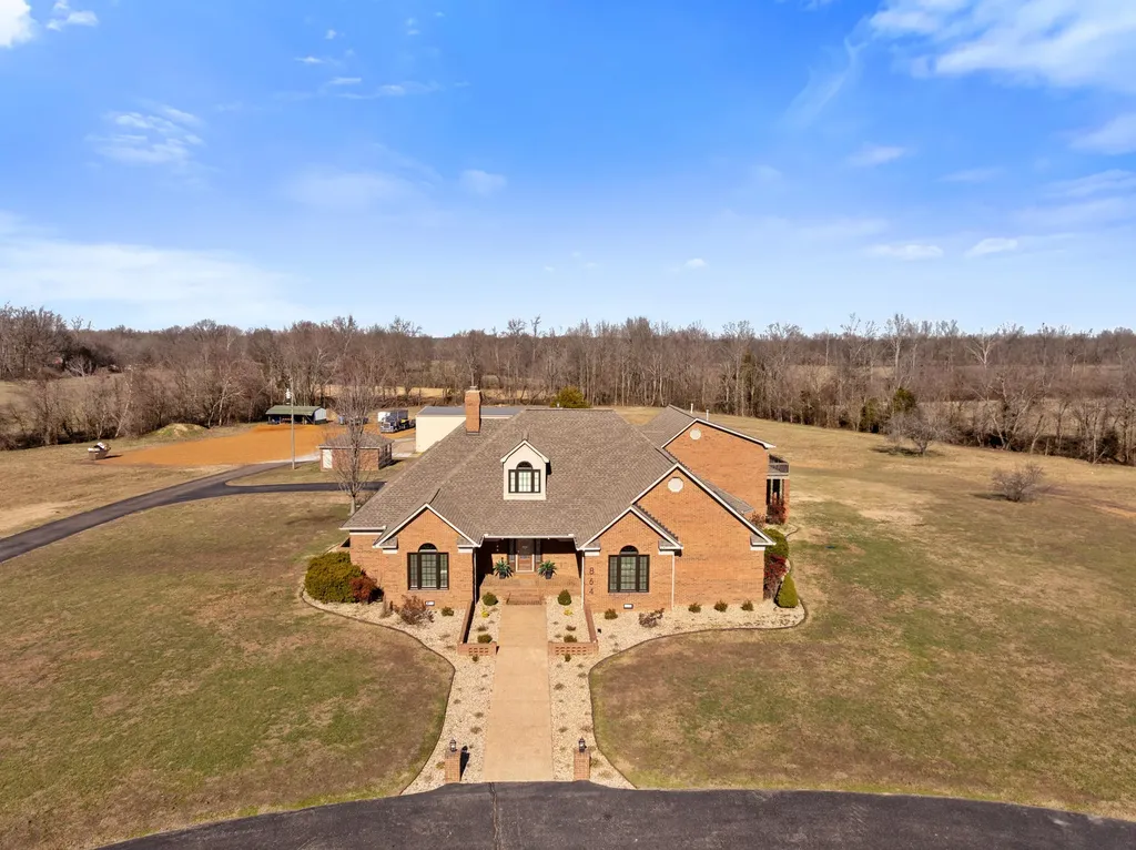 864 Pleasant Grove Road Hazel KY 42049