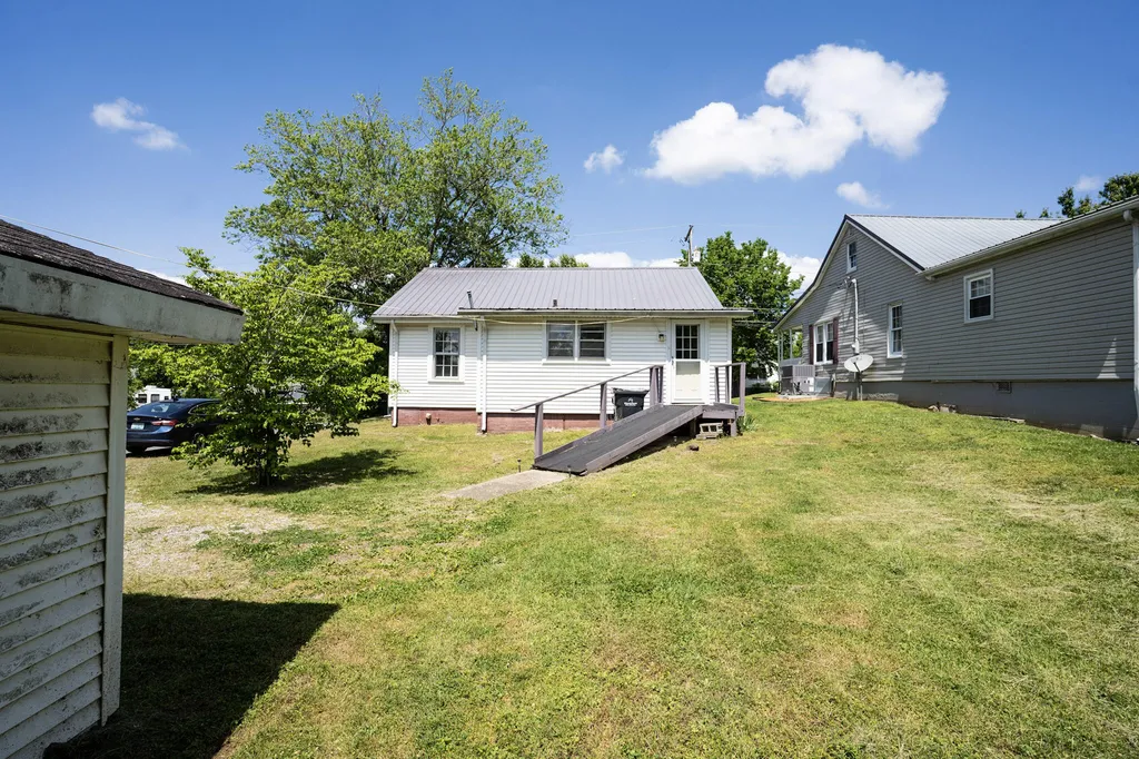 300 Dawson Road Princeton KY 42445