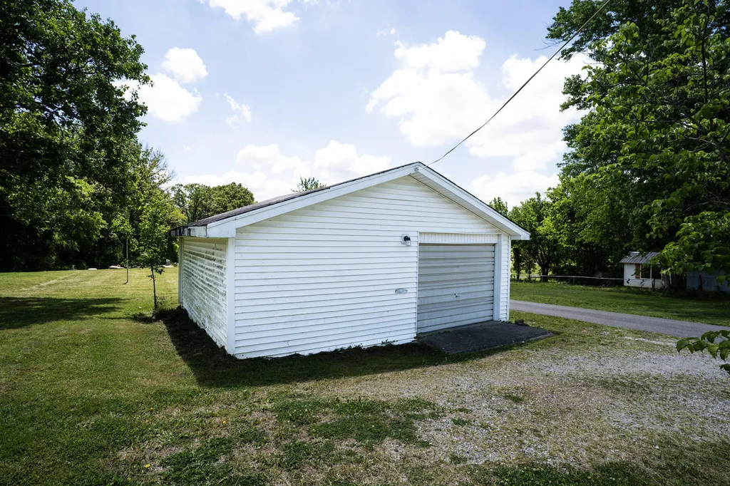 300 Dawson Road Princeton KY 42445