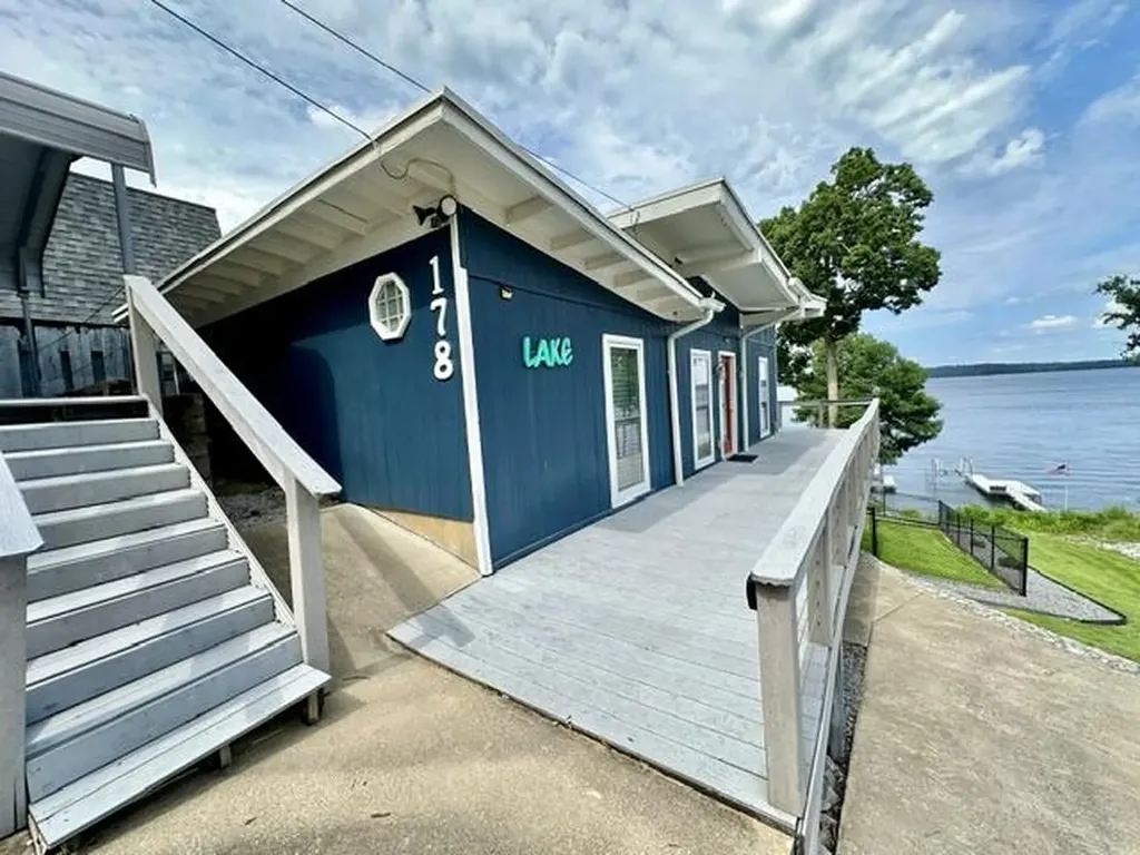 178 Sherwood Drive Gilbertsville KY 42044