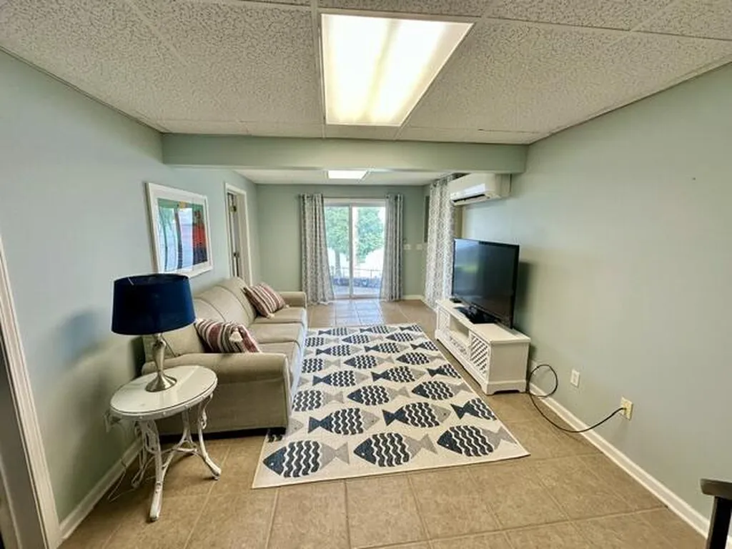 178 Sherwood Drive Gilbertsville KY 42044