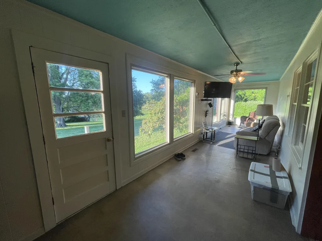 114 State Route 58 E Clinton KY 42031