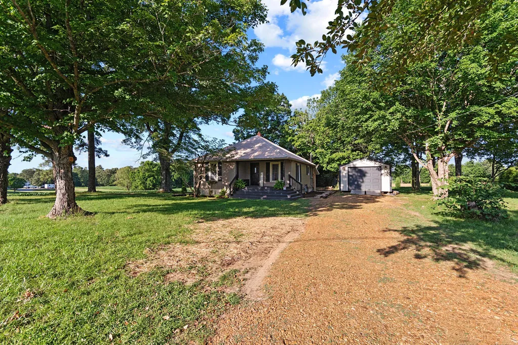 466 Union Ridge Road Benton KY 42025