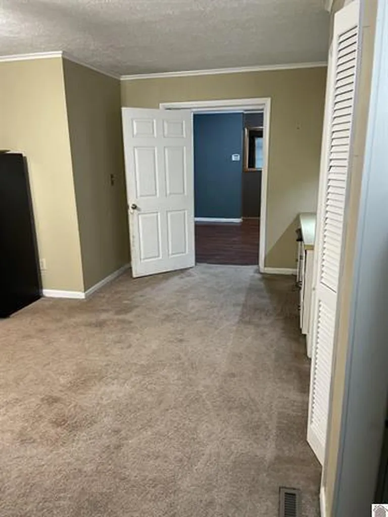 303 Crume Street Clinton KY 42031
