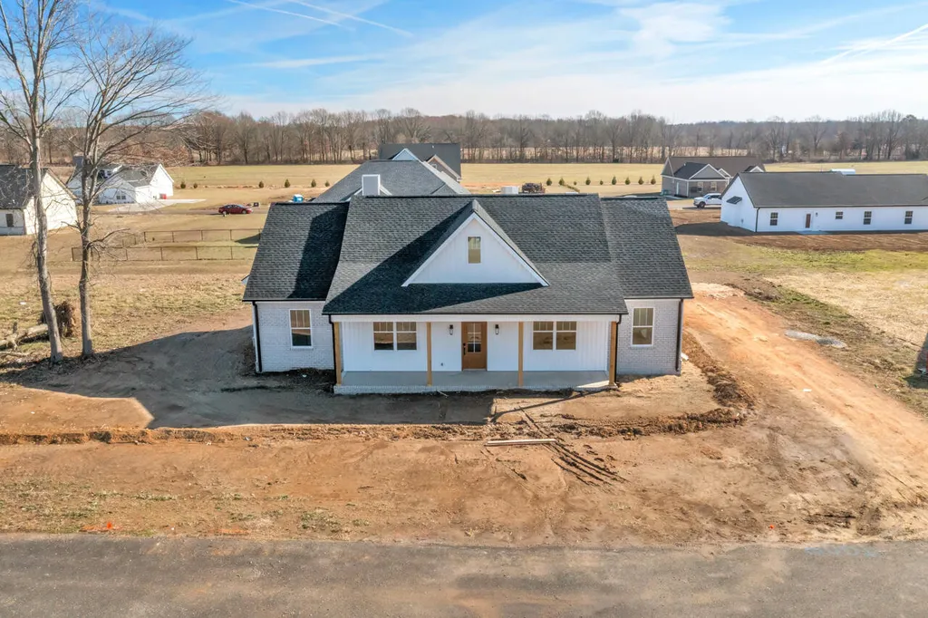 40 Ellie Ct Court Mayfield KY 42066