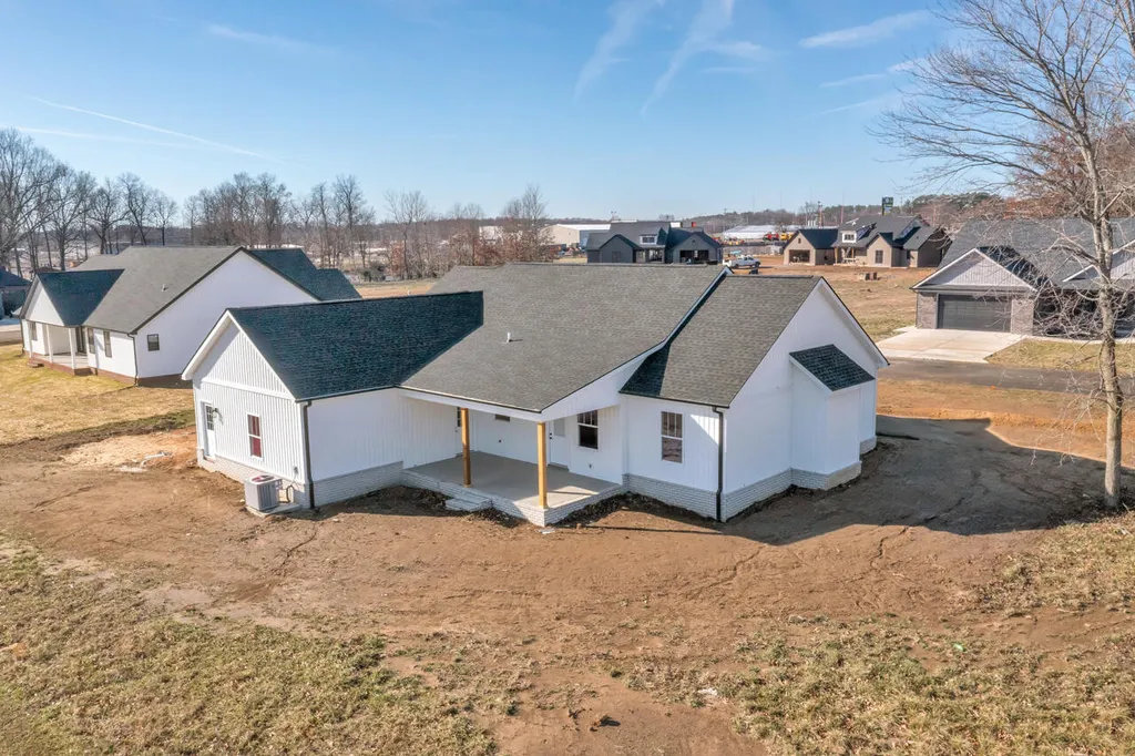 40 Ellie Ct Court Mayfield KY 42066