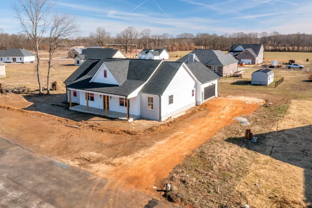 40 Ellie Ct Court Mayfield KY 42066